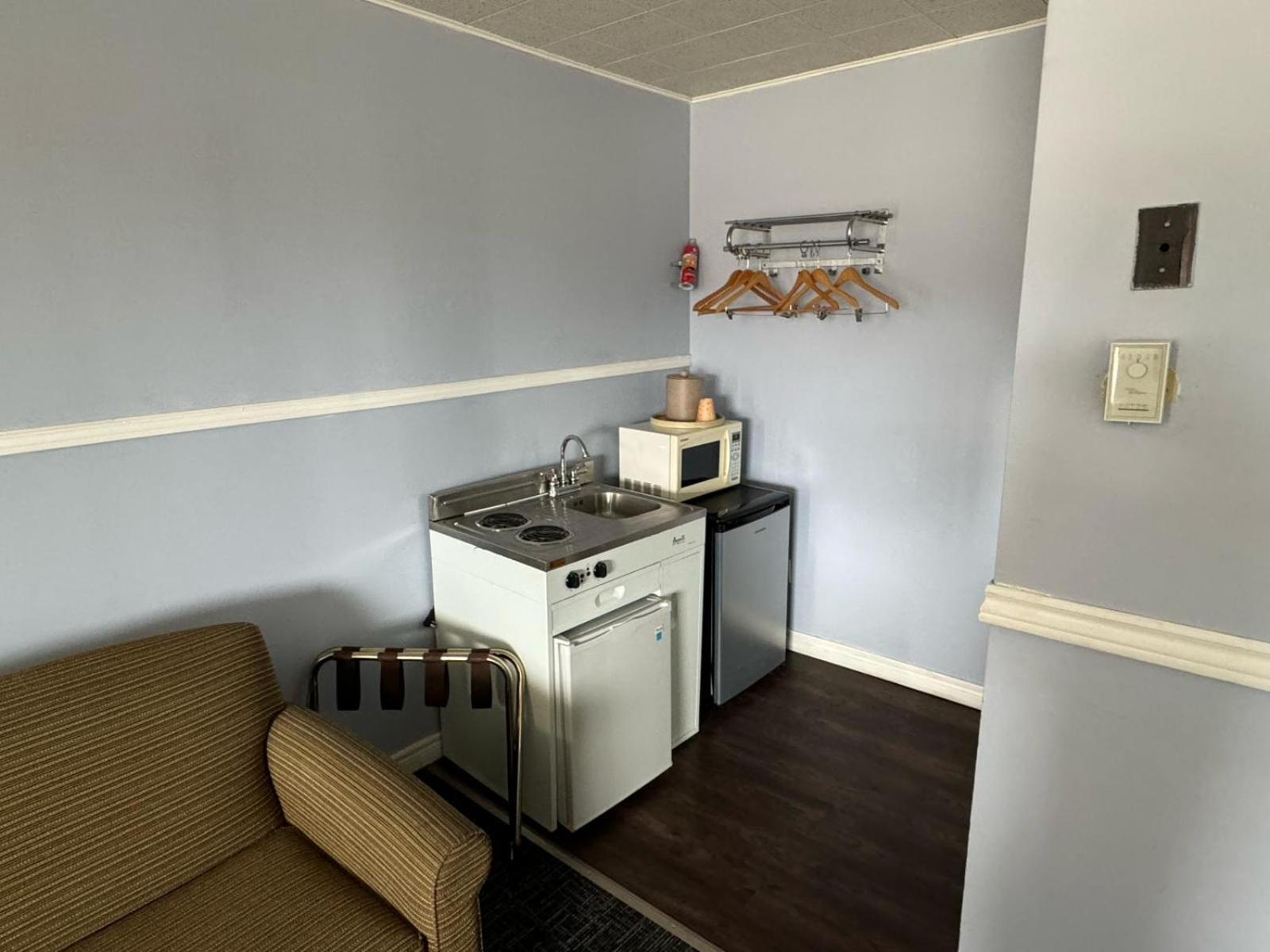 Travel Inn Cochrane מראה חיצוני תמונה