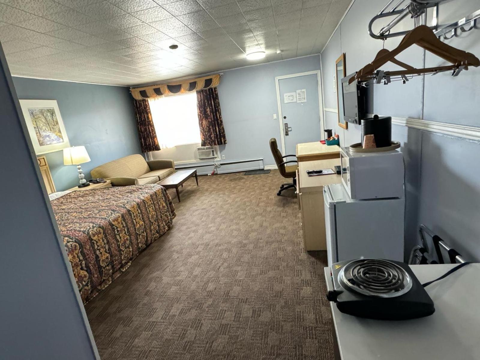 Travel Inn Cochrane מראה חיצוני תמונה
