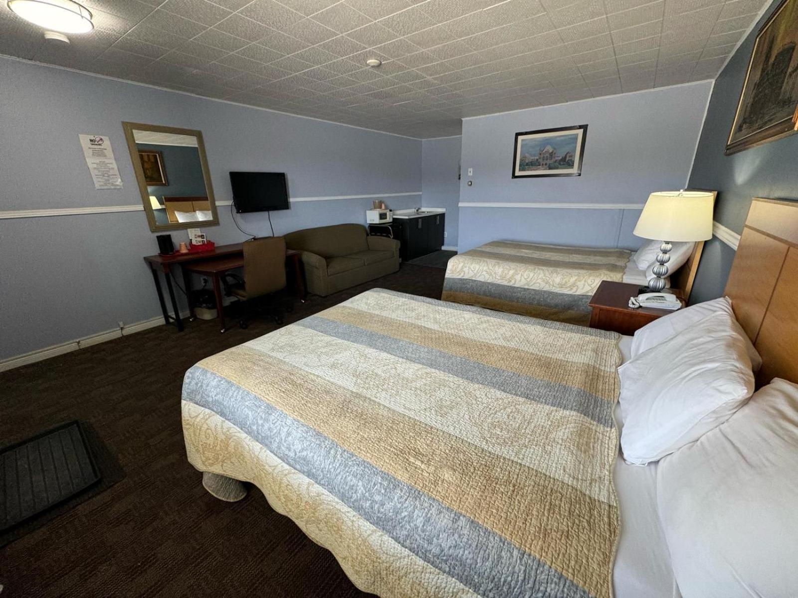 Travel Inn Cochrane מראה חיצוני תמונה